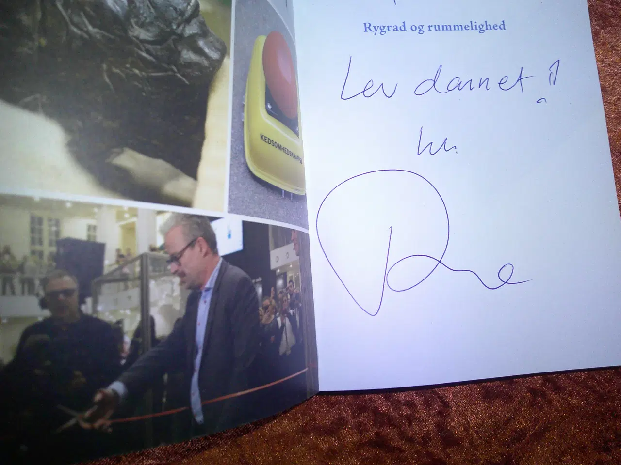 Billede 3 - Rygrad og rummelighed, Rane Willerslev