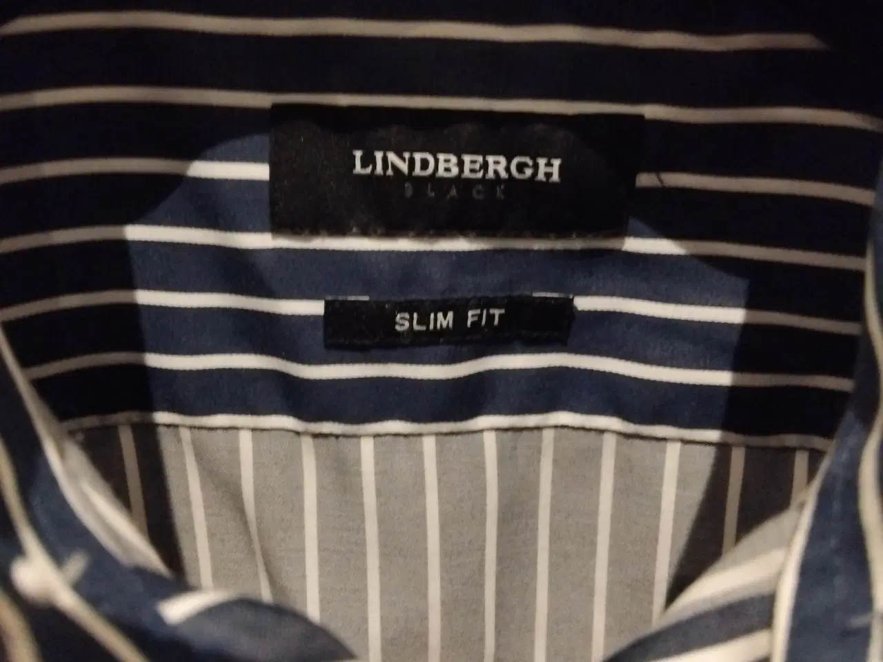 Billede 2 - Lindbergh skjorte str.39/40