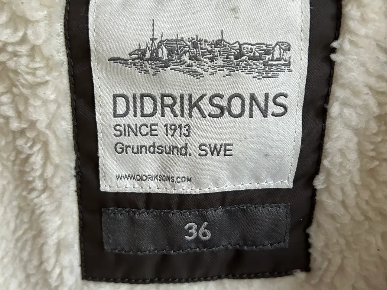 Billede 3 - Didriksons frakke, dame str. 36