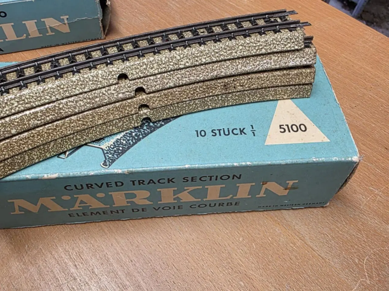 Billede 7 - Märklin skinner, lokomotiv samt vogne