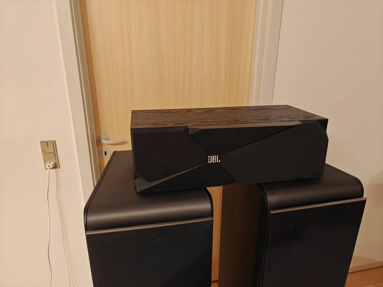 Billede 5 - JBL ES 100 gulvhøjtaler sæt + Pioneer AV Reciever