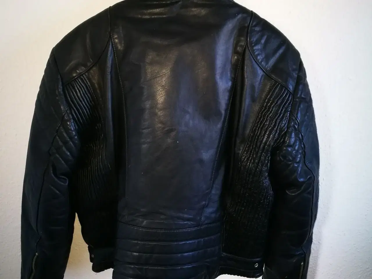 Billede 2 - Læder jakke 