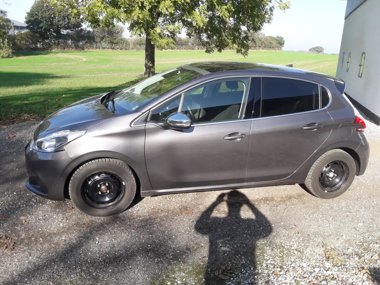 Billede 4 - PEUGEOT 208 1,6 BlueHDI Selektion Sky.