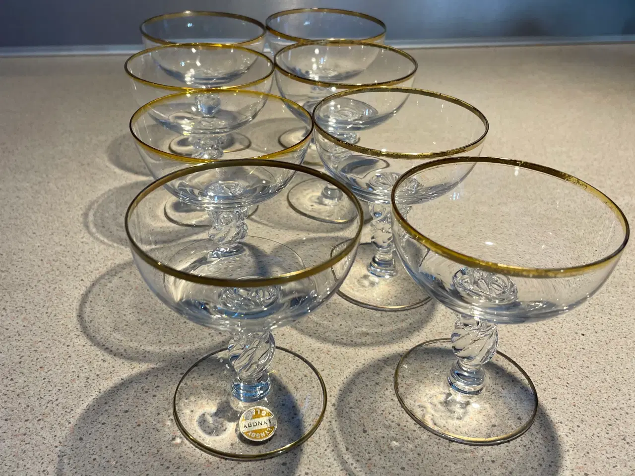 Billede 1 - Lyngby likørglas med hånddrejet stilk