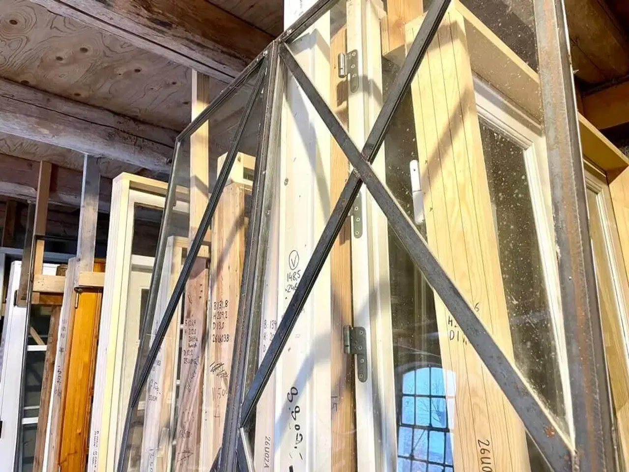 Billede 3 - Ny, dobbelt New Yorker-glasdør m. karm