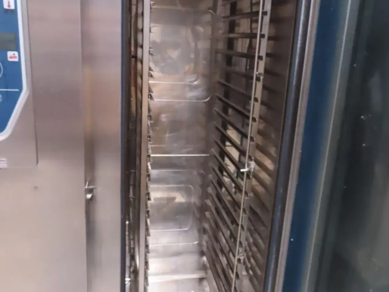 Billede 4 - Industriovn RATIONAL inkl 2 bakkevogne
