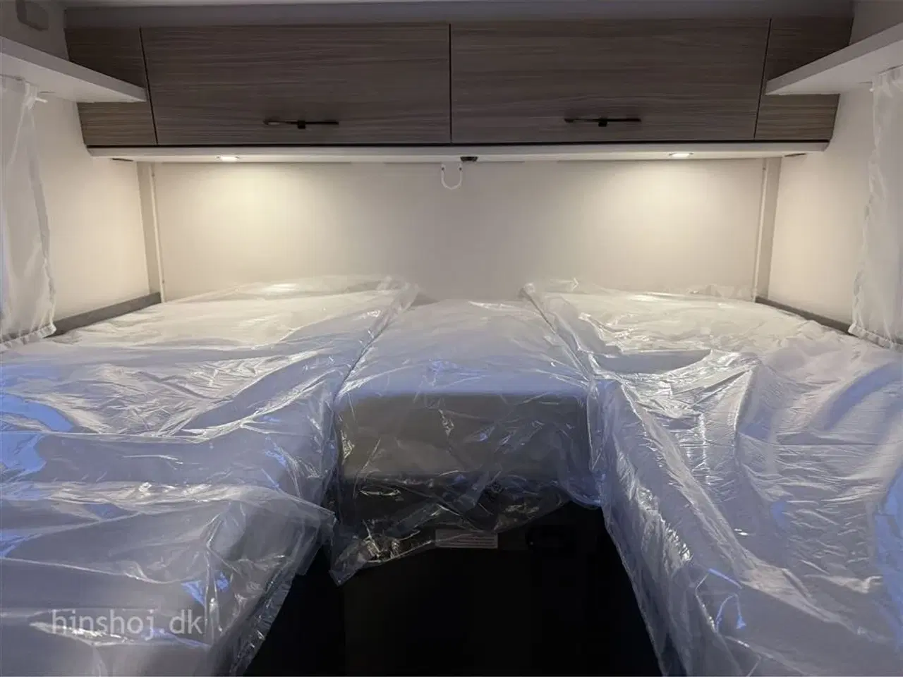 Billede 17 - 2026 - Etrusco V 6.8 SCF Scandic Edition Aut.   Lækker Autocamper med automatgear og face to face siddegruppe fra Hinshøj Caravan.