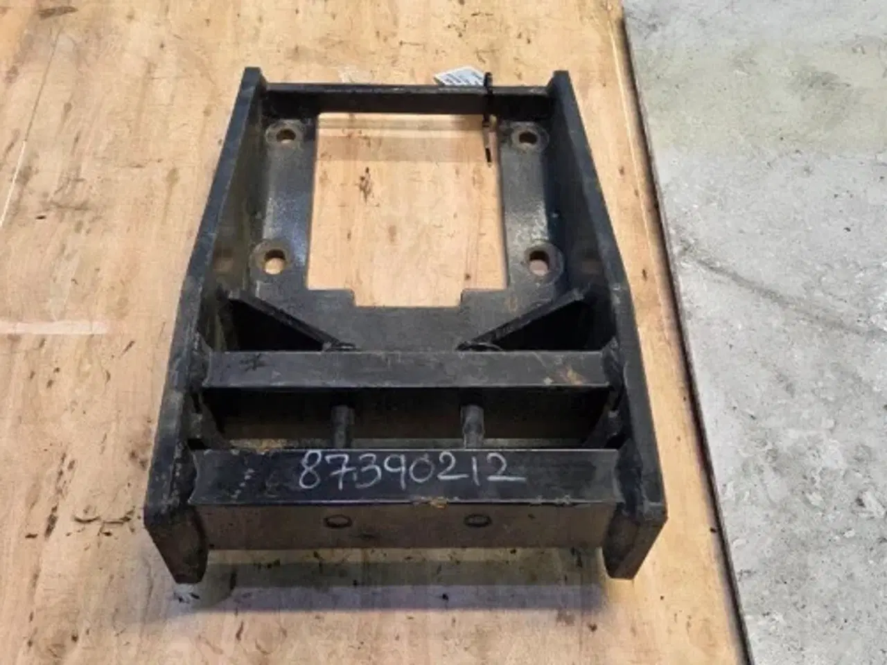 Billede 11 - New Holland T7 Ramme 87390212 (3 Stk)