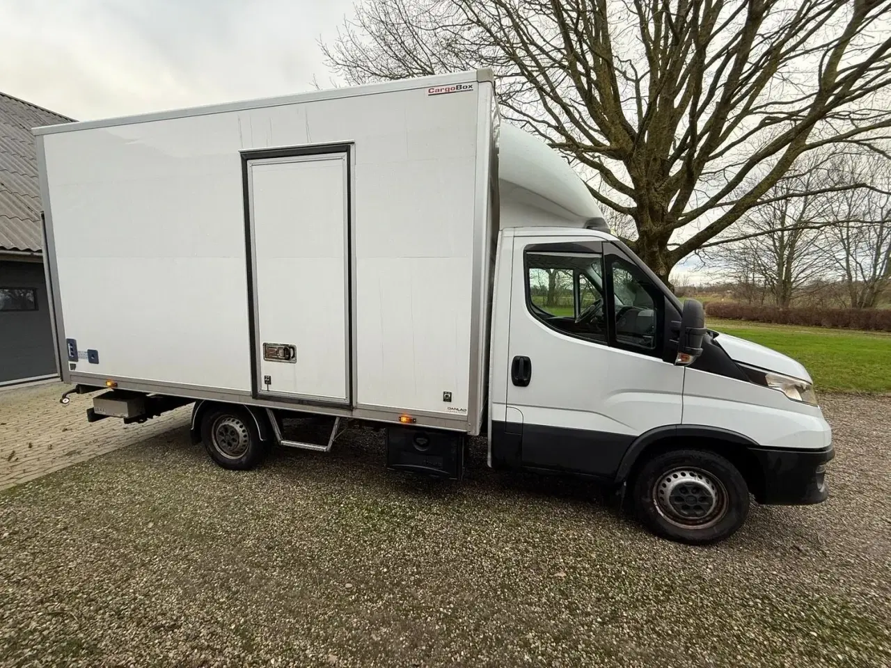 Billede 6 - Iveco Daily 2,3 35S14 Alukasse m/lift AG8