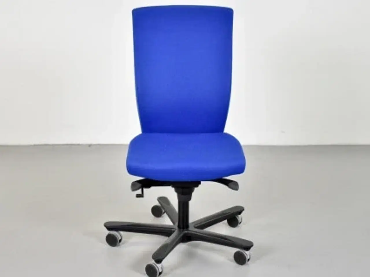 Billede 1 - Efg kontorstol med blåt xtreme polster og sort stel