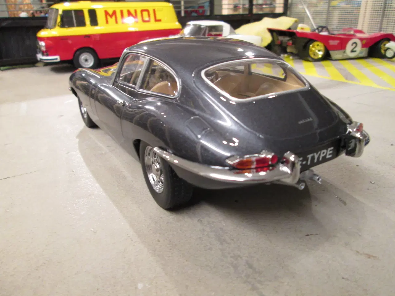 Billede 3 - Modelbil  Jaguar E-Type   KK-Scale  1:18
