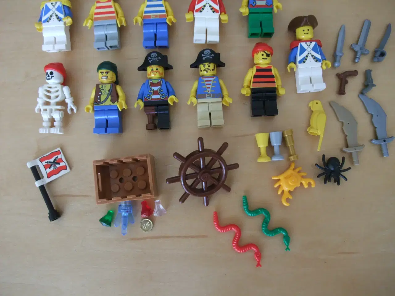 Billede 3 - Lego Pirates Figurer