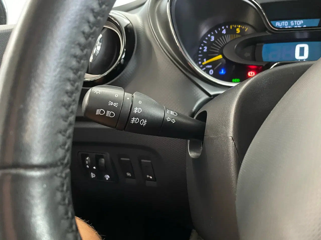 Billede 12 - Renault Captur 1,5 DCI FAP Expression Energy 90HK 5d