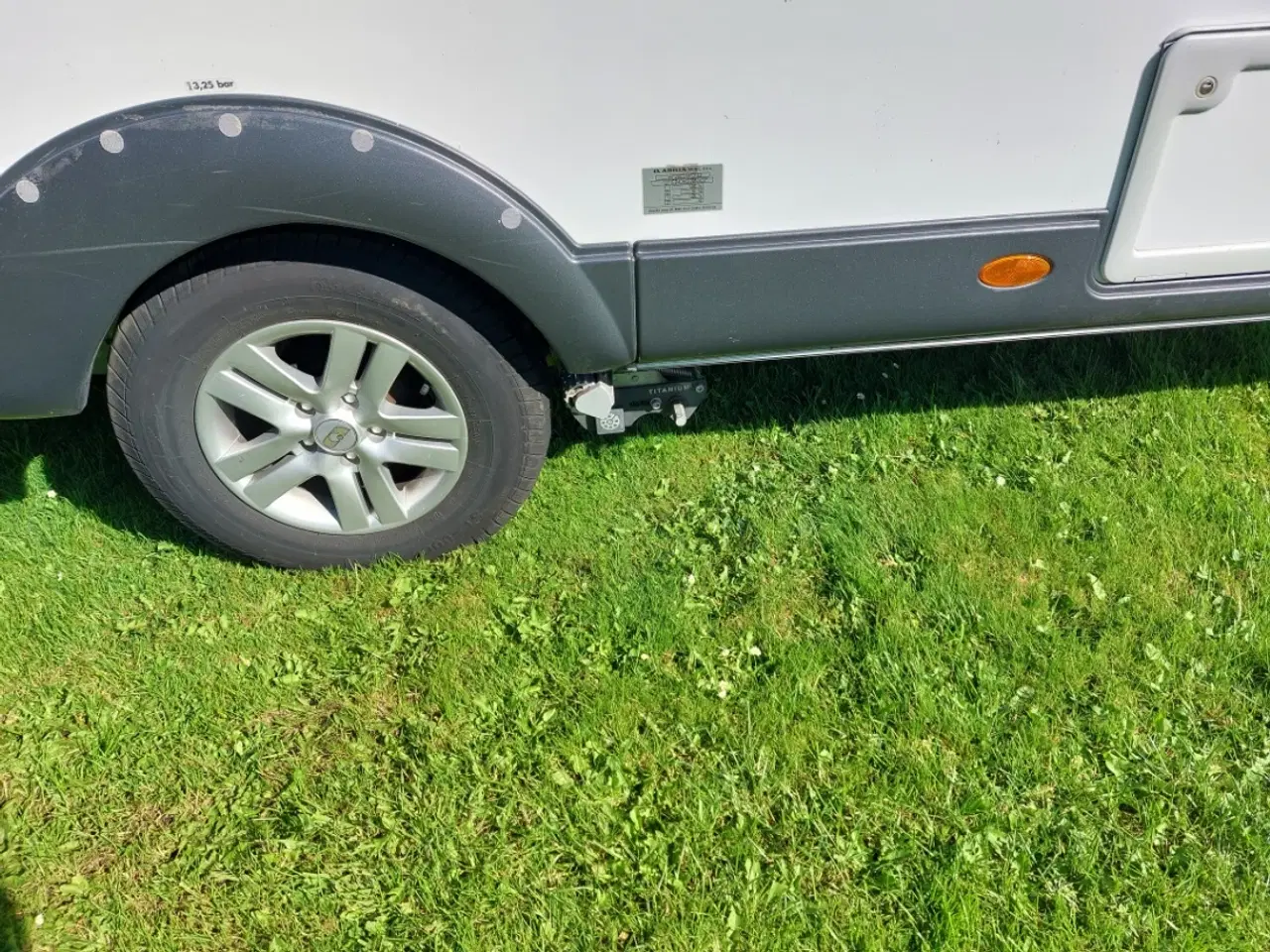 Billede 5 - Adria Action 391 LH m/ MOVER og Luftfortelt