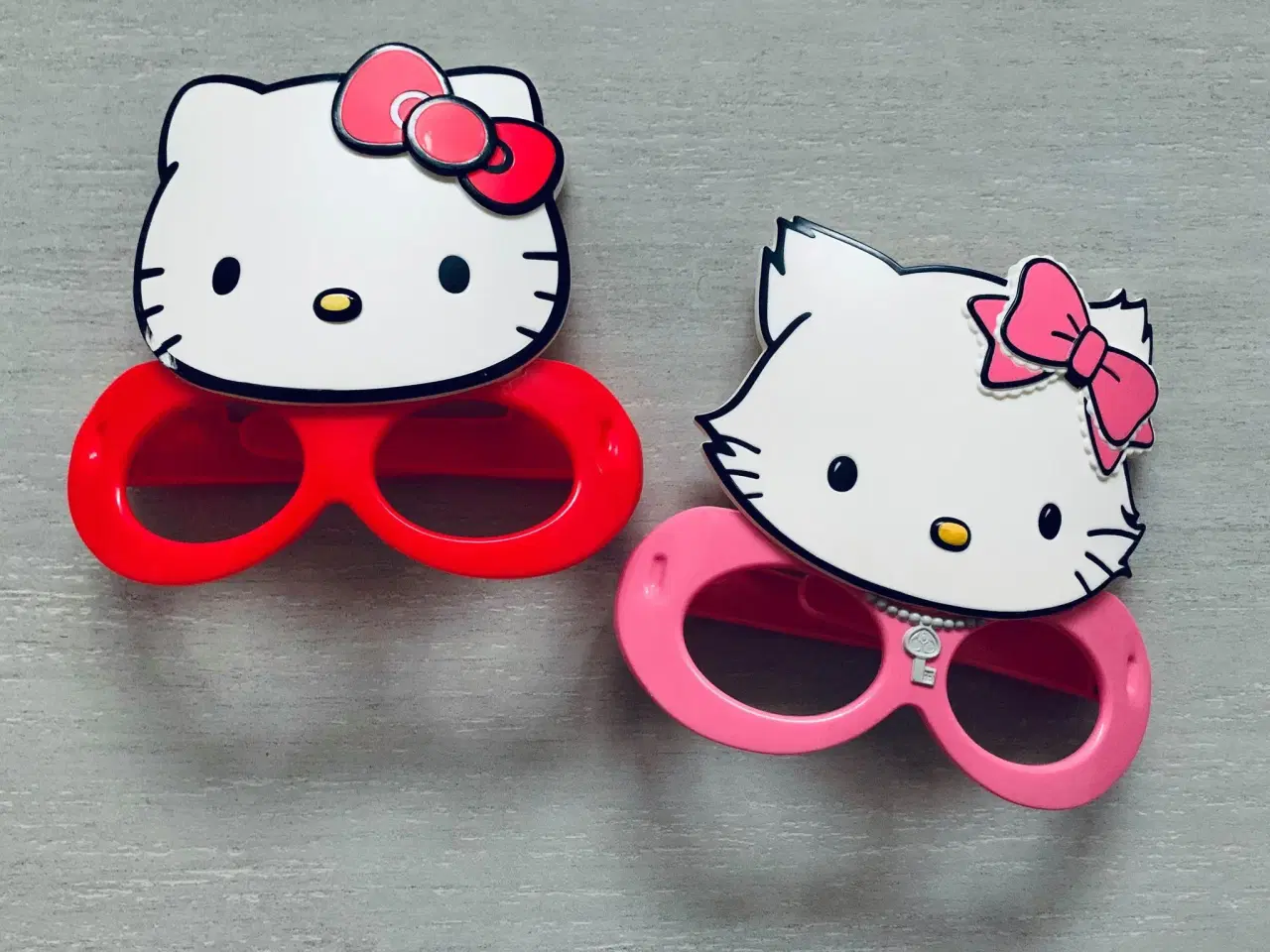 Billede 1 - Hello Kitty briller til børn, 2 stk.