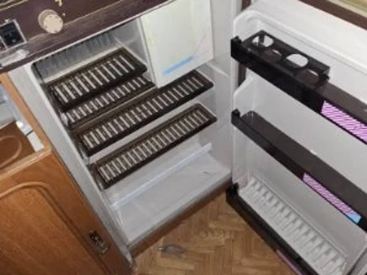 Billede 5 - Campingvognen sælges 