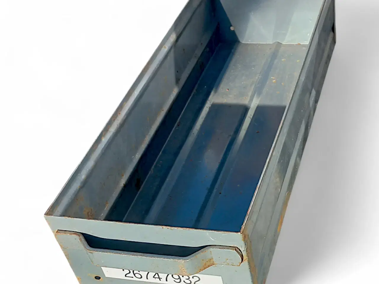 Billede 2 - Vintage industrikasse i metal – perfekt til opbeva