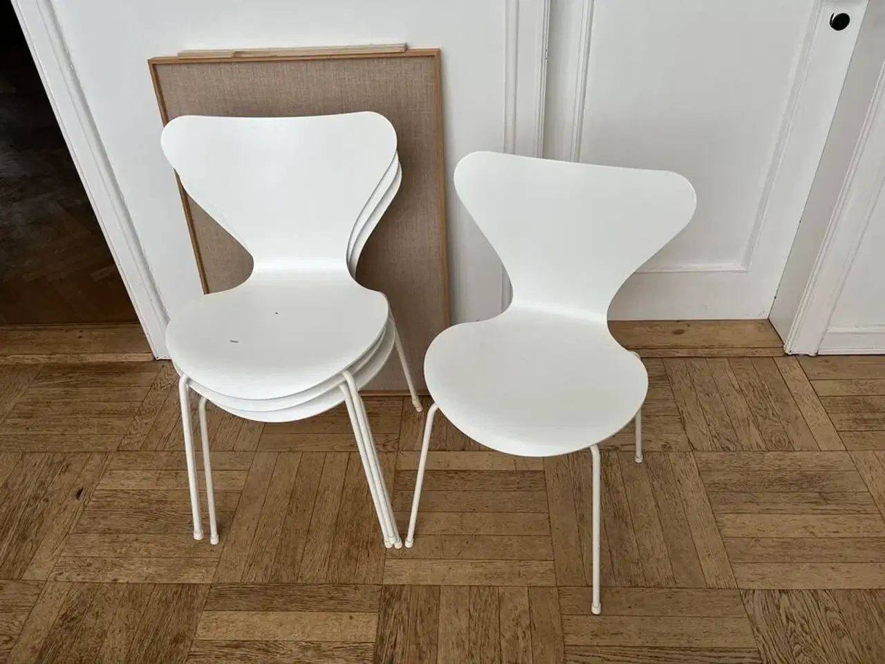 Billede 2 - 4 Stole ARNE JACOBSEN FRITZ HANSEN