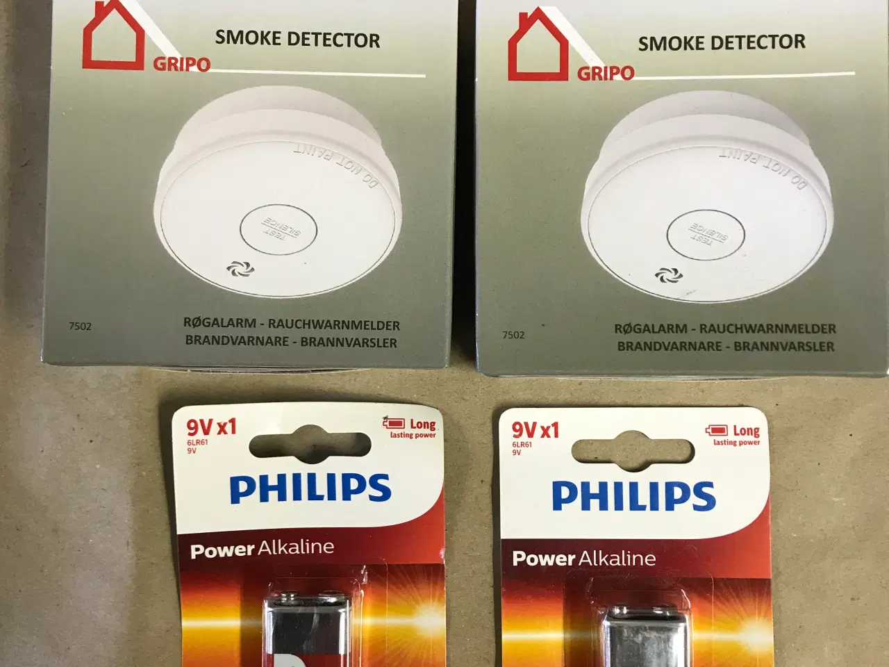 Billede 1 - 2 stk. helt nye røgalarmer med batterier.