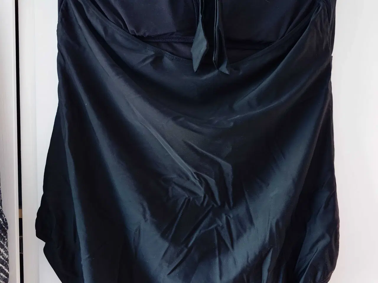 Billede 5 - Lækker badedragt 