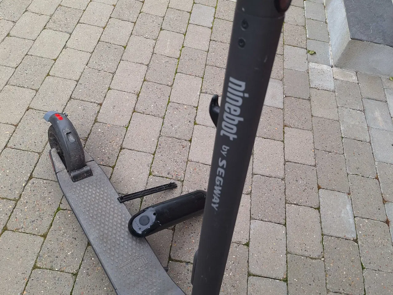 Billede 1 - Nimbus kickscooter es2 