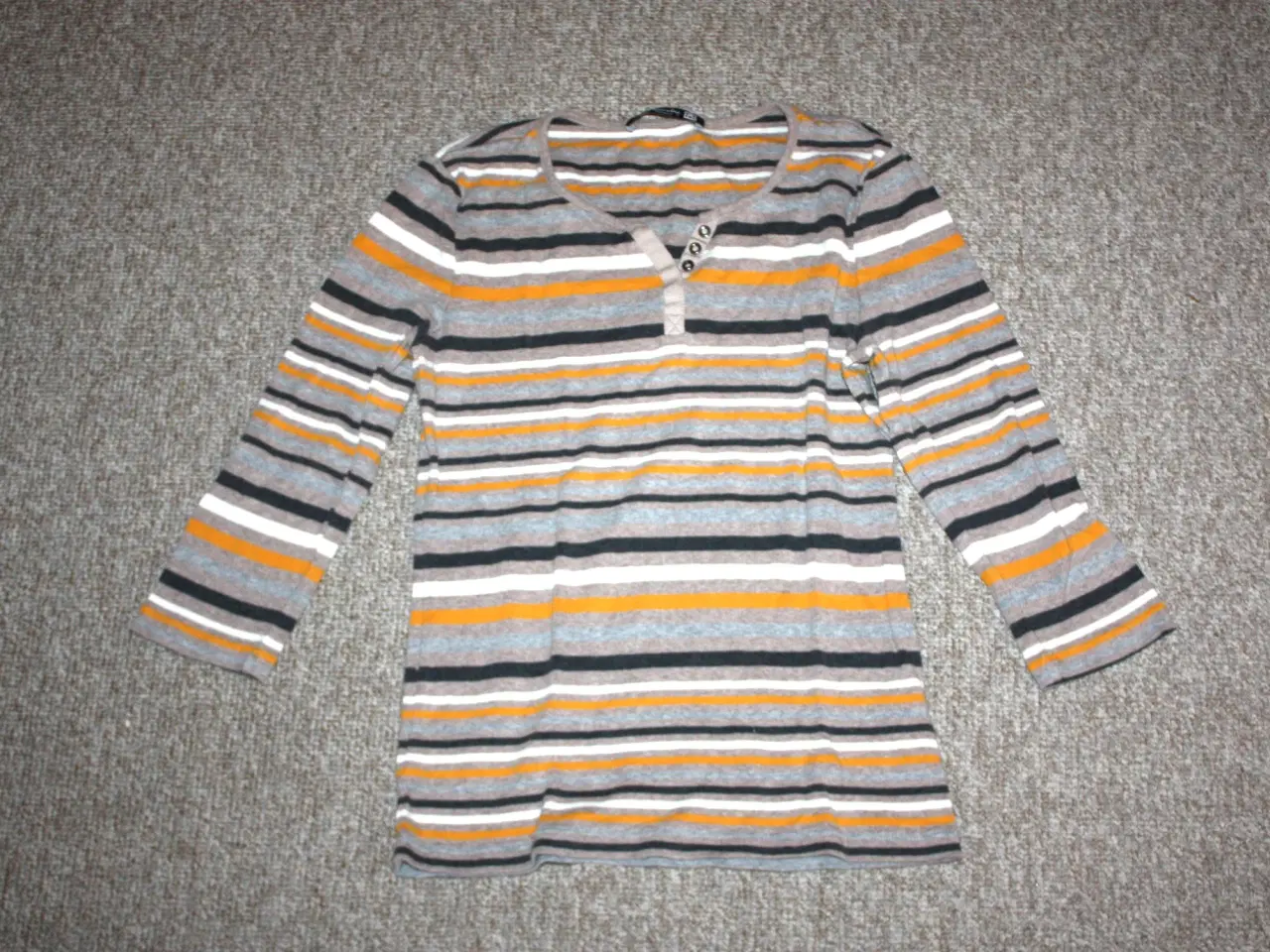 Billede 1 - Bluse t-shirt Betty Barclay str. 38  Stribet