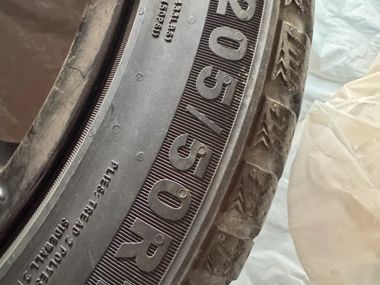 Billede 2 - Pirelli vinterdæk, passer bl.a. til Tesla Model 3