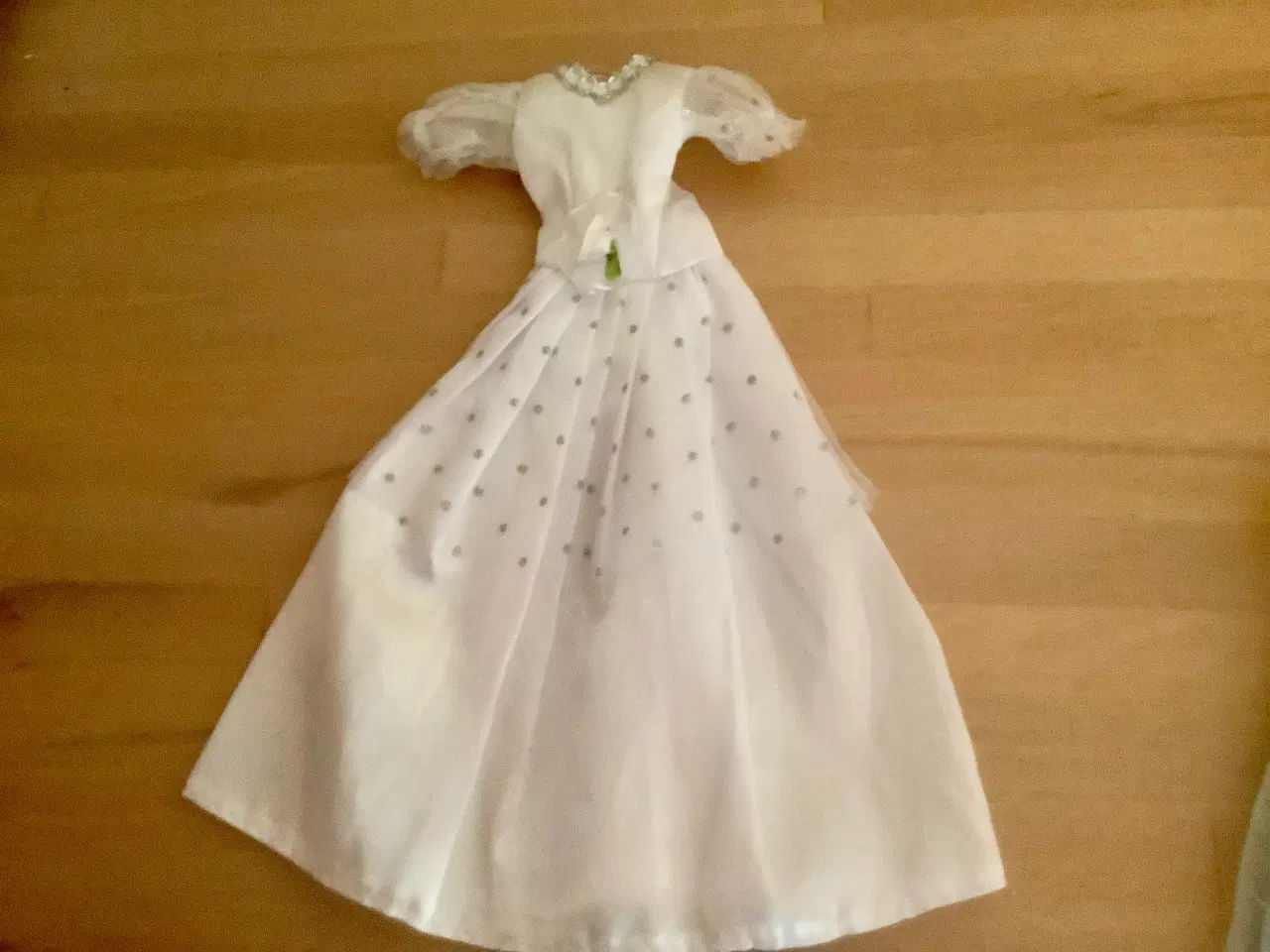 Billede 4 - Barbie fest kjoler.Prisen er for alle 3.