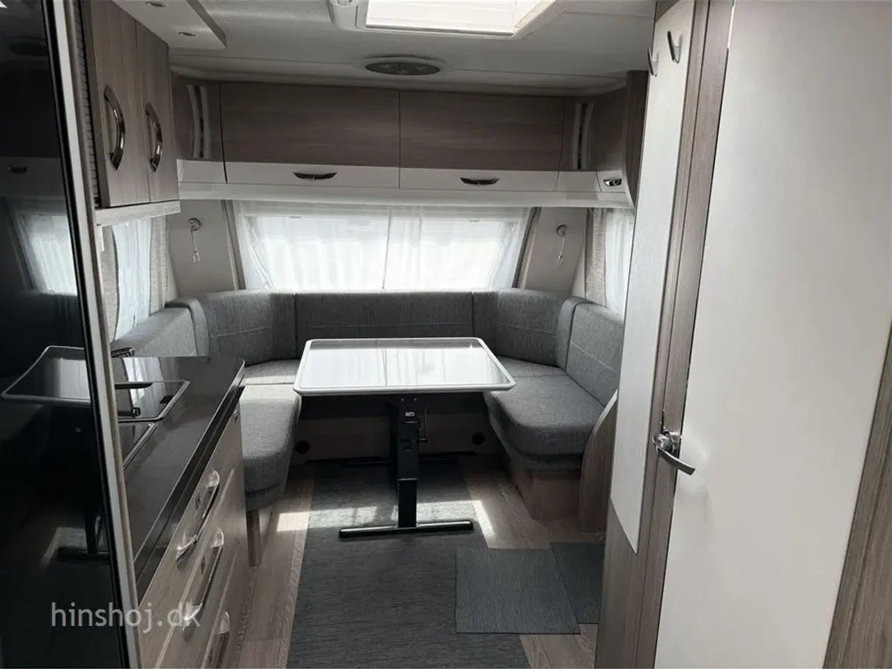Billede 5 - 2023 - Hobby Prestige 650 KFU   Hobby Prestige 650 KFU 2023 med Isabella Commendore Dawn telt med CBX fra Hinshøj Caravan A/S