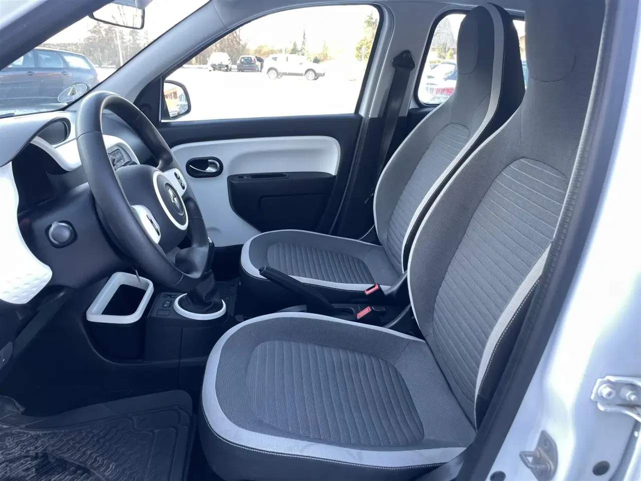 Billede 4 - Renault Twingo 1,0 Sce Expression start/stop 70HK 5d