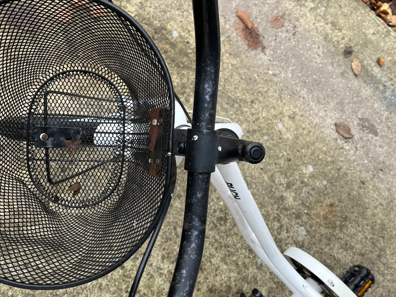 Billede 2 - Pigecykel 5-8 år 