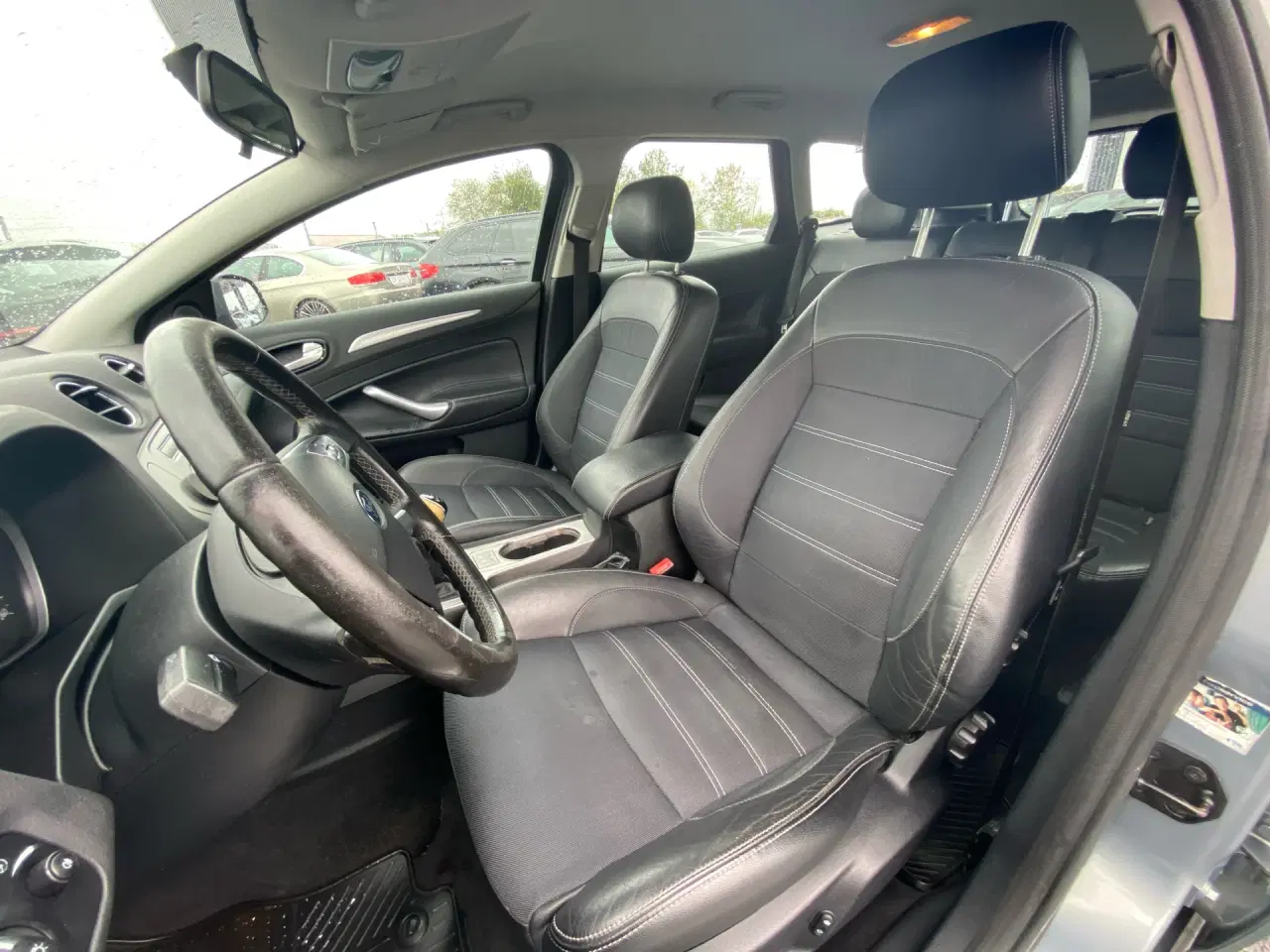 Billede 5 - Ford Mondeo 2,0 Ghia 145HK Stc