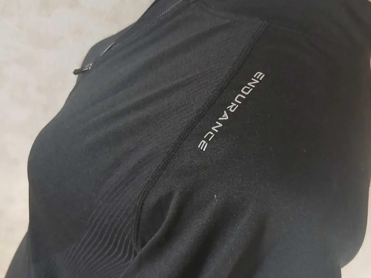 Billede 7 - Endurance løbetrøje str S