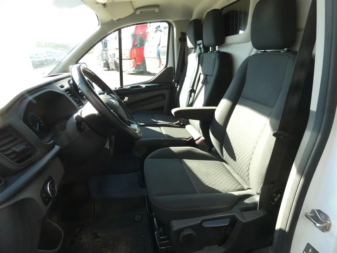 Billede 14 - Ford Transit Custom 300 L2H1 2,0 TDCi Trend VÆRKSTEDSBIL 130HK Van Man.