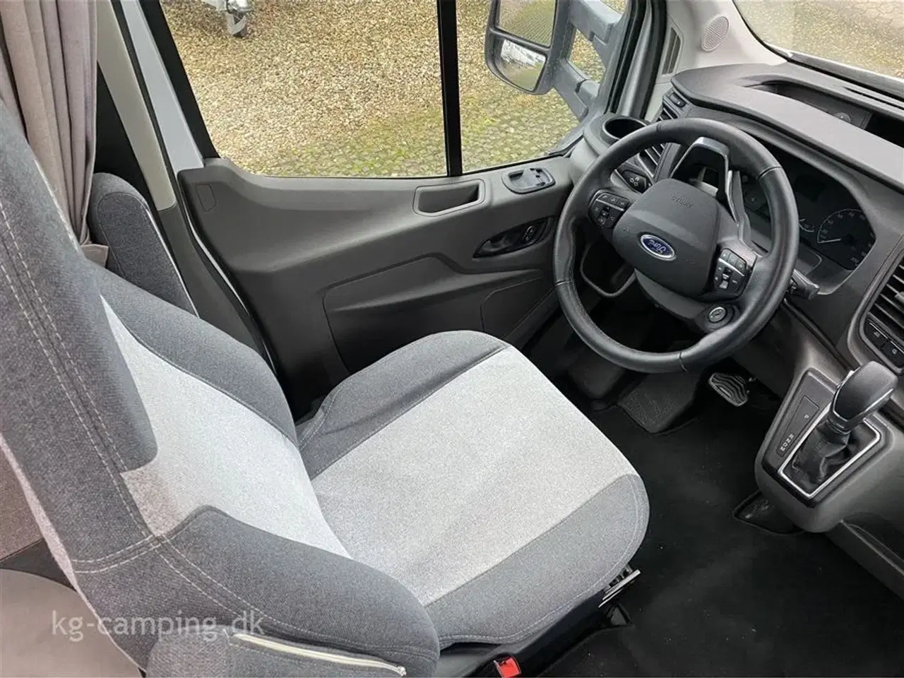 Billede 6 - 2020 - Chausson Titanium 767   Enkeltsenge og face to face siddegruppe