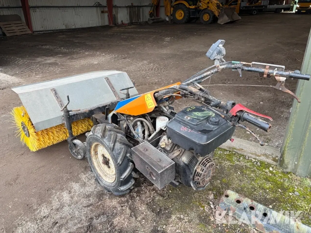 Billede 6 - Fejemaskine Irus Unitrak