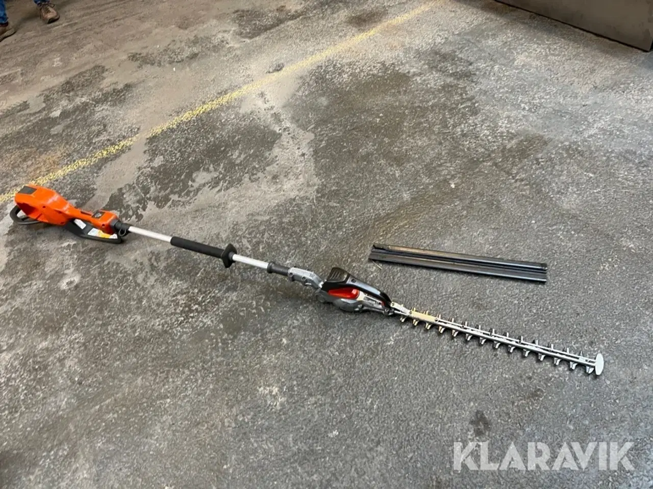 Billede 2 - Hækkeklipper Husqvarna 520IHE3