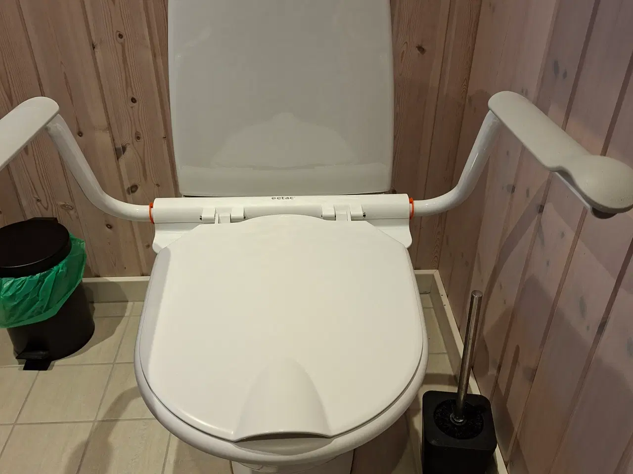 Billede 2 - Armlæn til toilet