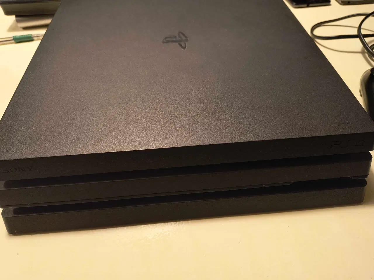 Billede 2 - Playstation 4 Pro