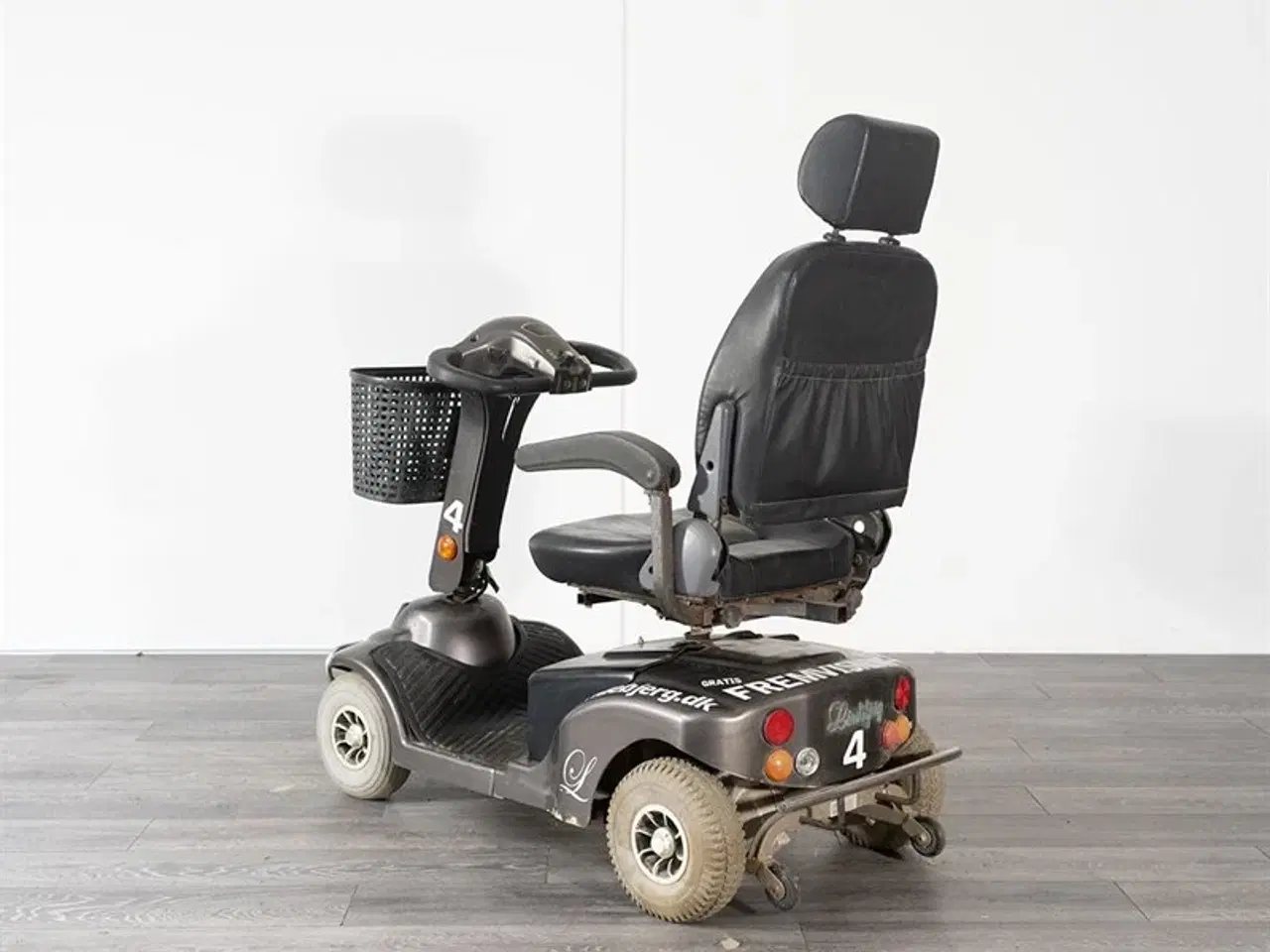 Billede 2 - LM-250 grå