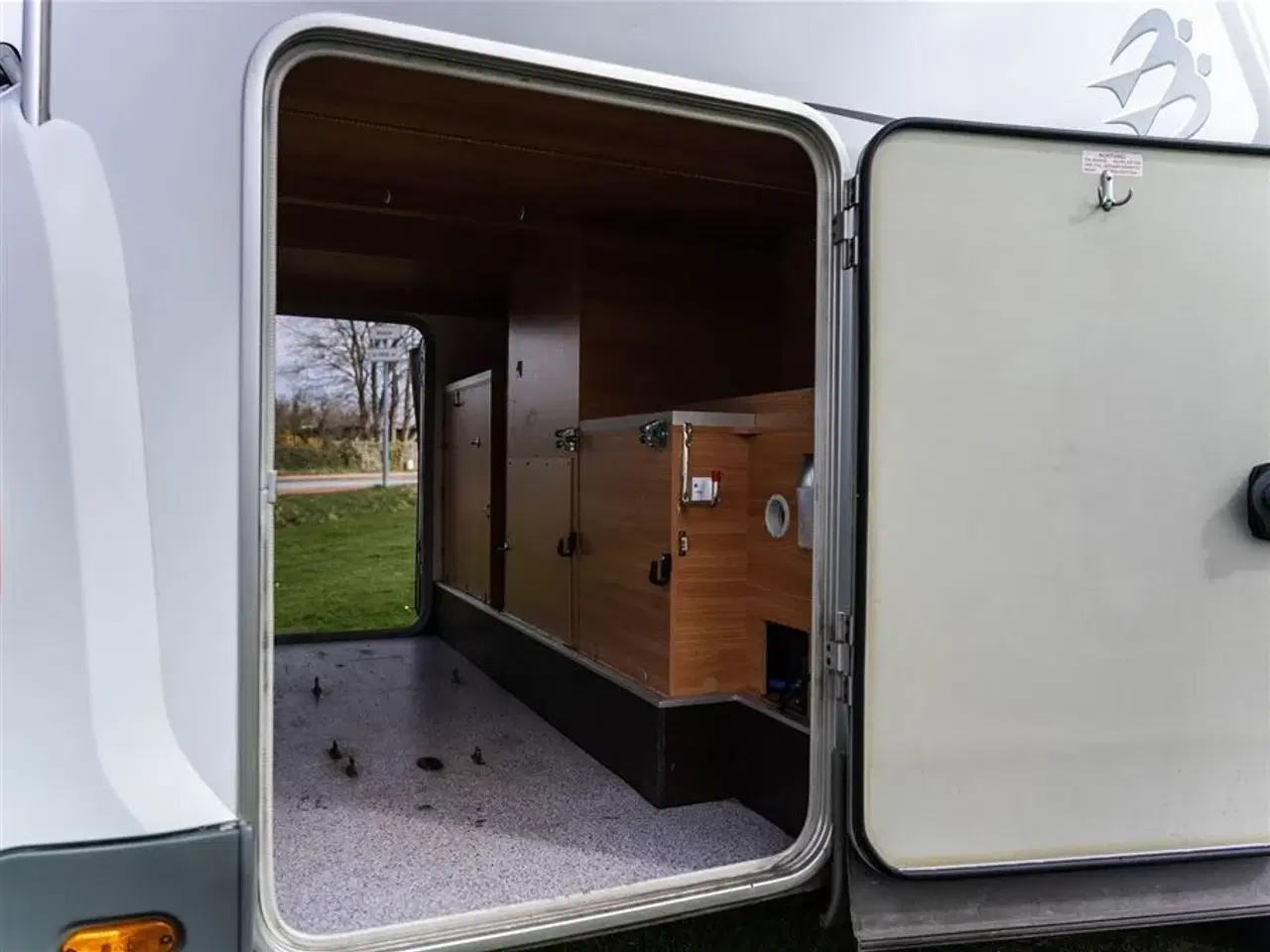 Billede 43 - 2012 - Knaus Sport 700 TI   Knaus 700 Sport – Veludstyret og klar til nye eventyr! Sælges til CVR