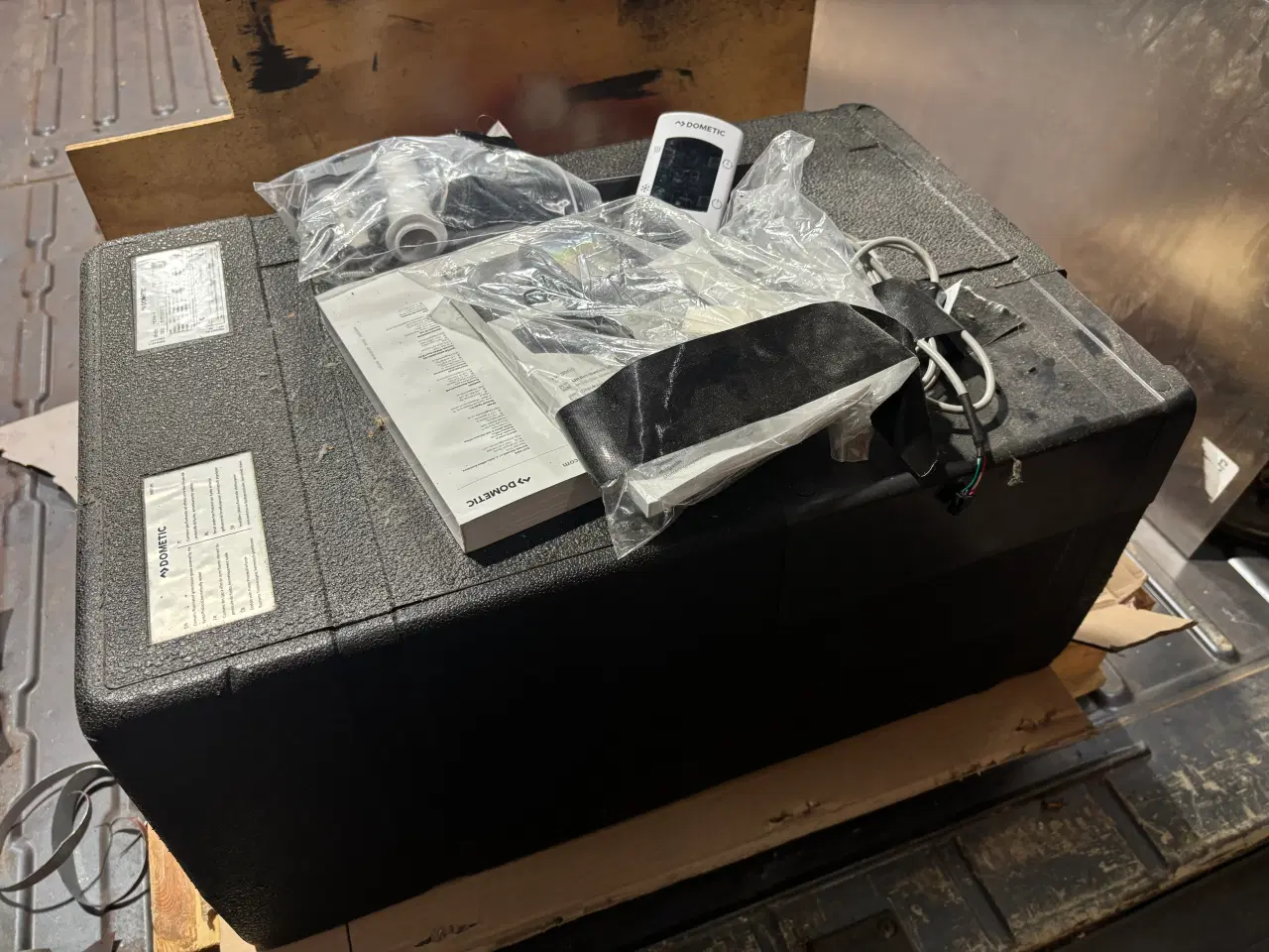 Billede 1 - Dometic Klimaanlæg køl/varme