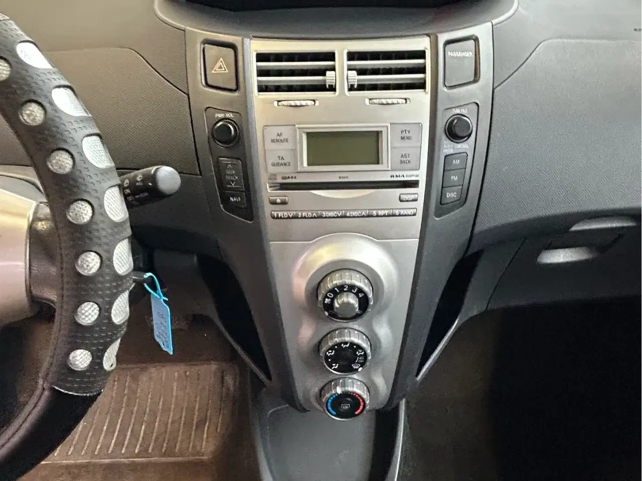 Billede 15 - Toyota Yaris 1,4 D-4D aut. 5 dørs 90HK 5d