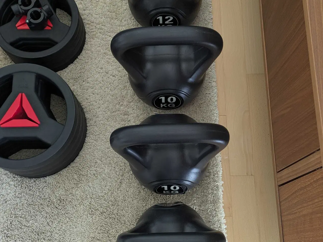 Billede 6 -  Reebok delta 2 x 20kg + stepbænk + kettlebells