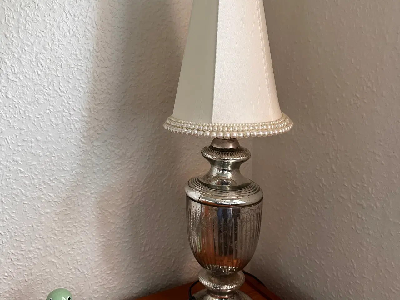 Billede 1 - Bordlampe med skærm - 67 cm høj