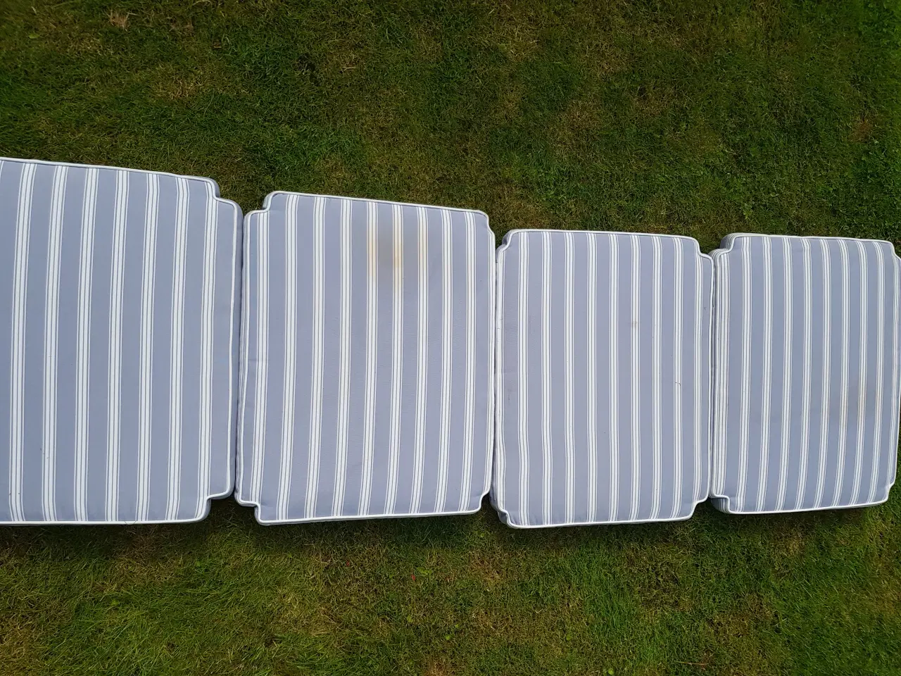 Billede 2 - Havehynder 4stk 48 x 60