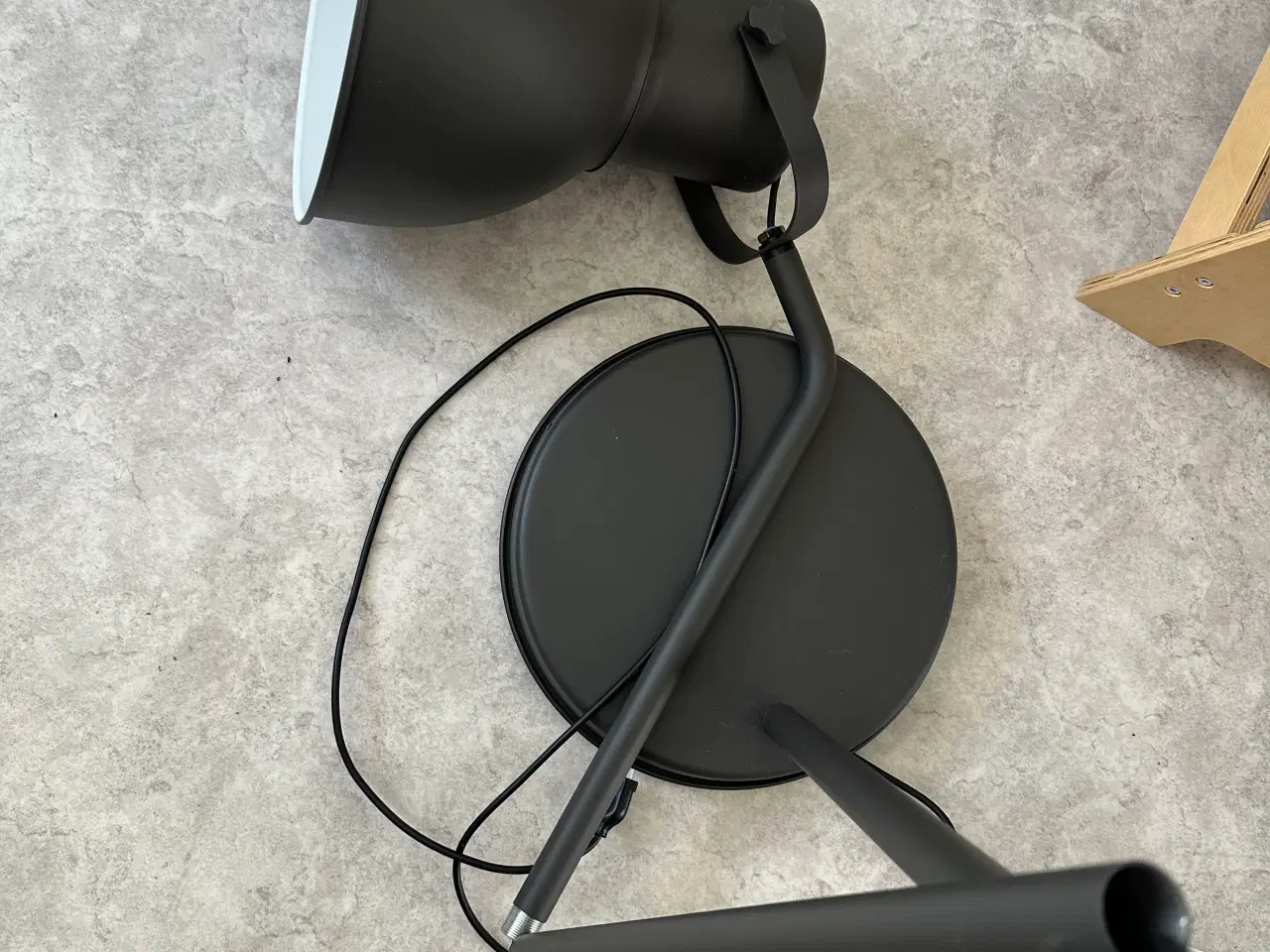 Billede 4 - Gulvlampe fra ikea