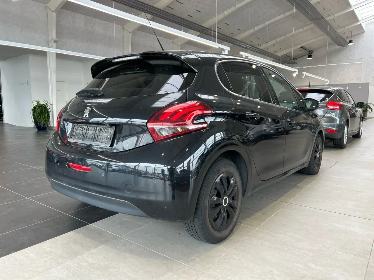 Billede 2 - Peugeot 208 1,6 BlueHDi 100 Desire Sky