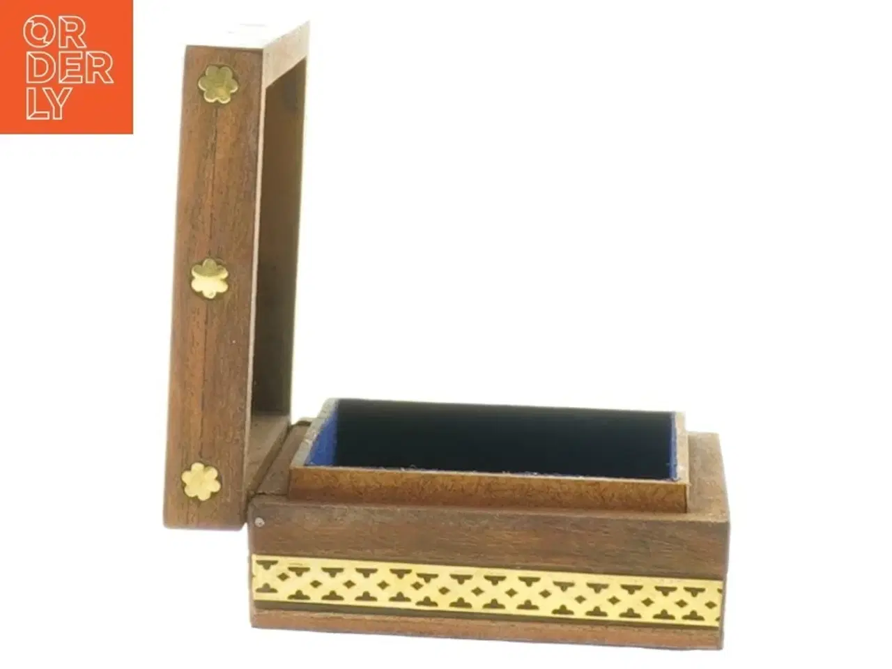 Billede 3 - Trææske med buddhistisk motiv (str. 11 x 8 x 4 cm)