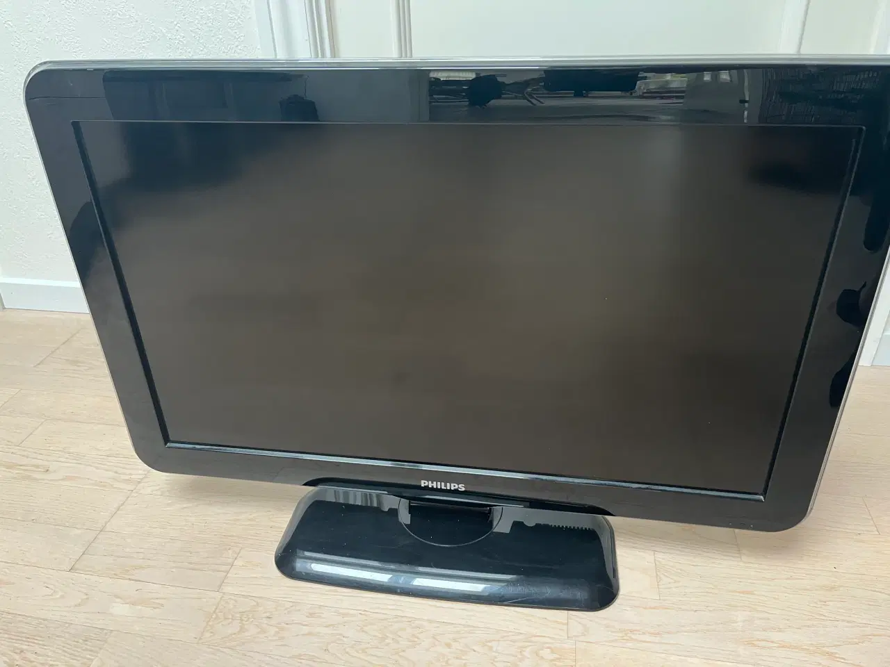 Billede 2 - Phillips TV 32”